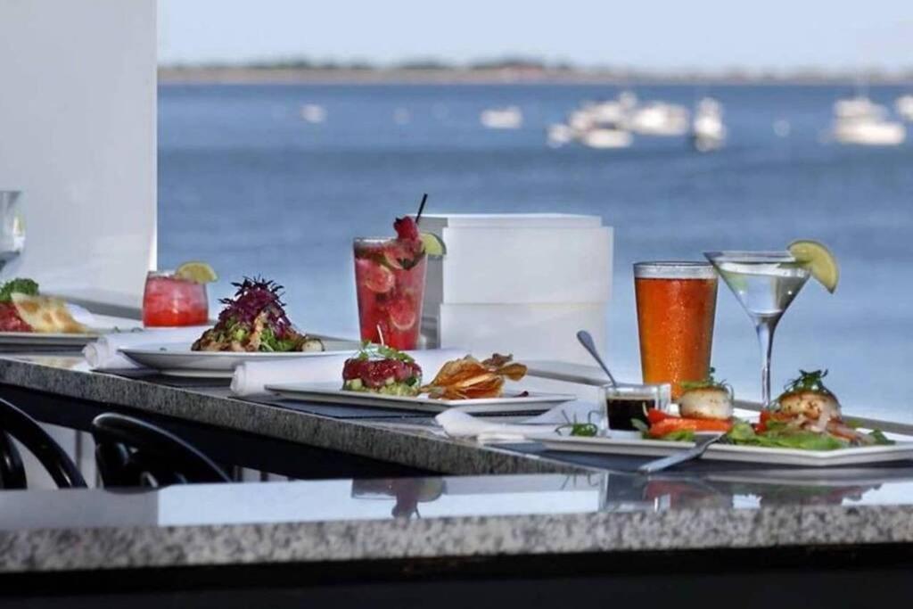 Newly Renovated Carriage House Near Town & Beaches Madison Extérieur photo